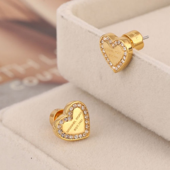 NWT Michael Kors Gold Pave' Heart Earrings - Picture 5 of 8